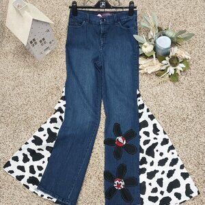 3473 Size 6 Gloria Vanderbilt Upcycled Cow Print Appliqued Bell-Bottoms.